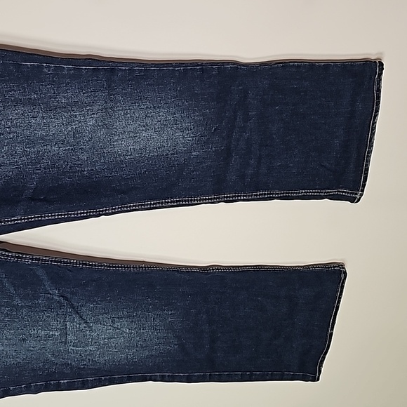 Silver Avery dark wash 36x33 high rise slim boot cut jeans - Picture 3 of 7